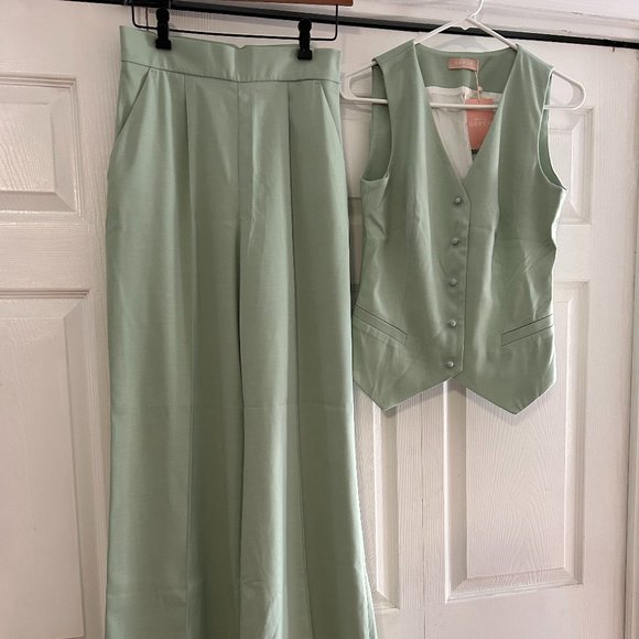 Gepur Vest Top & Trouser Set, Size Medium - Picture 1 of 3